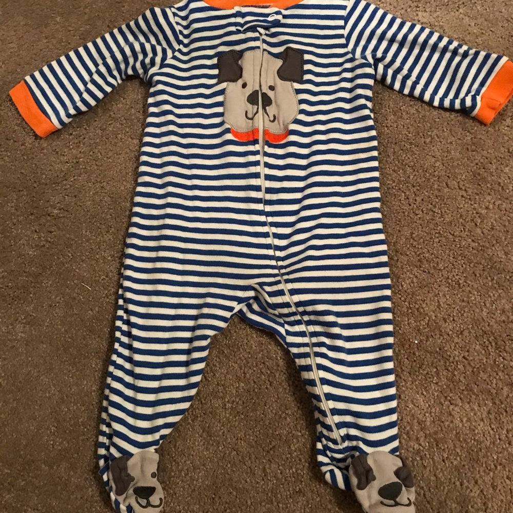 Puppy dog footed sleeper 6-9 months